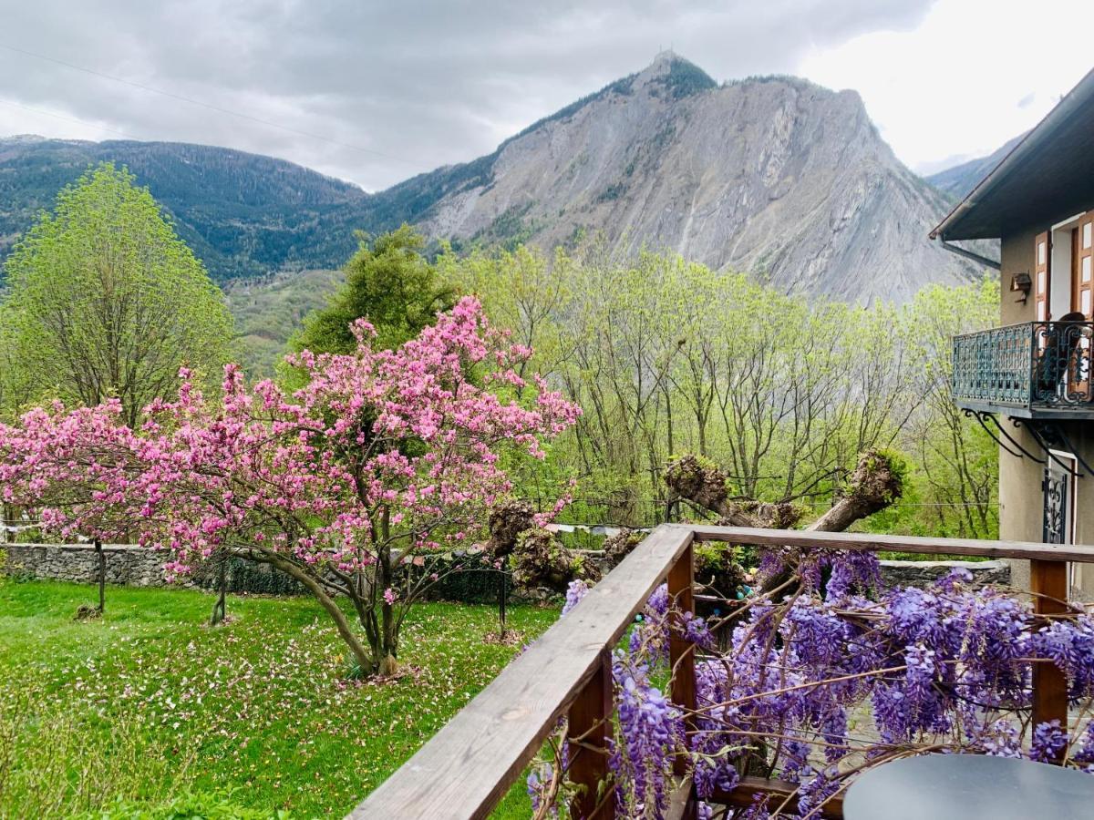 Chateau Du Vigny - Maison D'Hotes Saint-Michel-de-Maurienne Kültér fotó